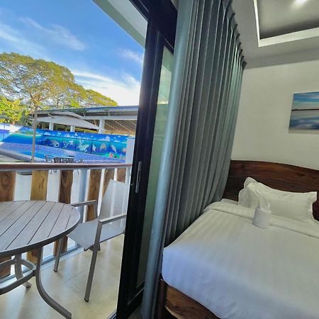 Panda Guest House Coron Exterior photo