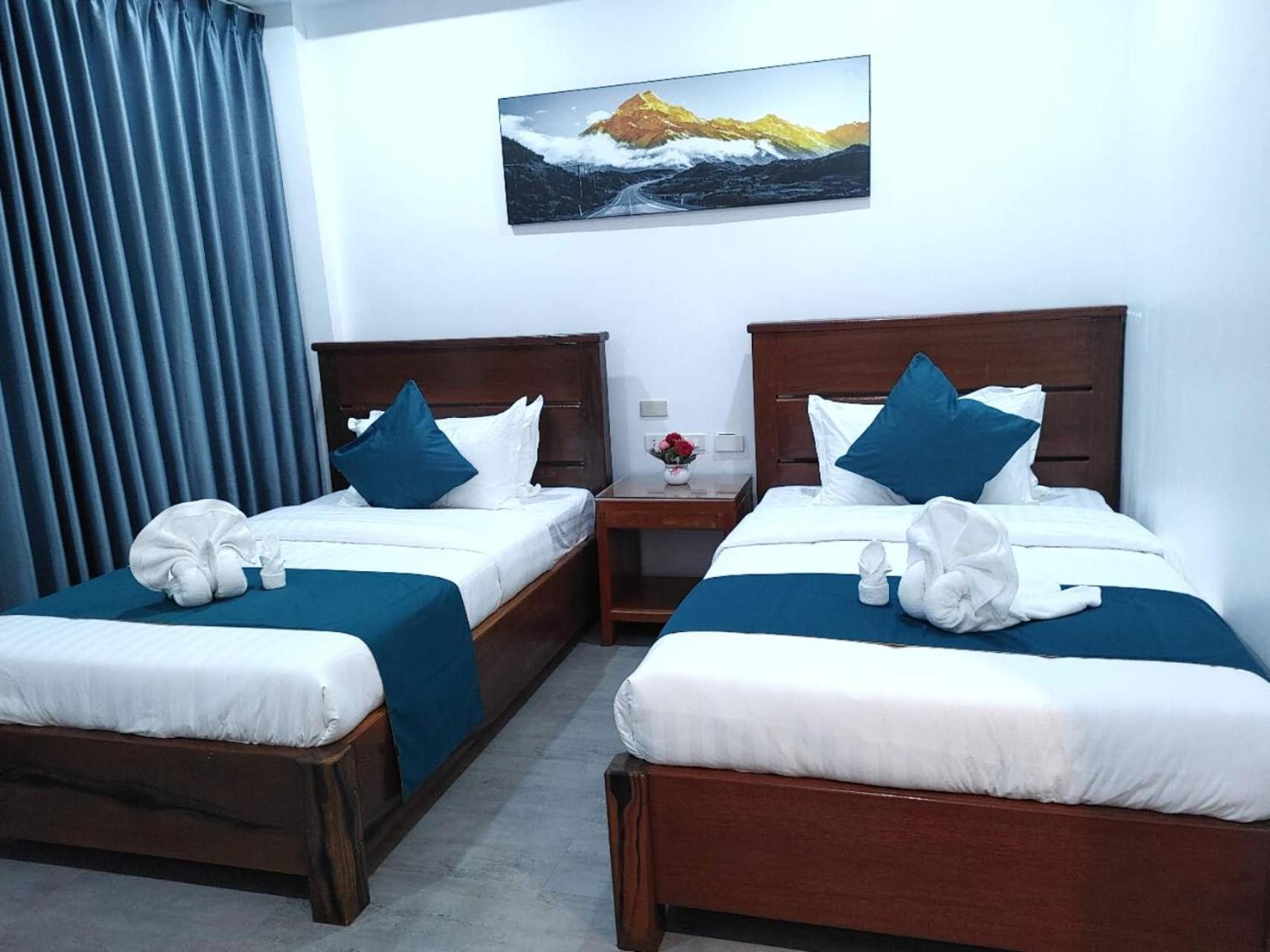 Panda Guest House Coron Exterior photo